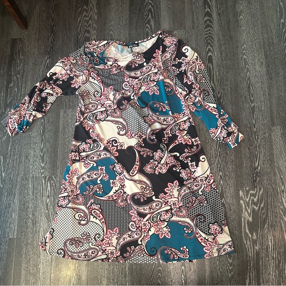 Chic Paisley Print Midi Dress